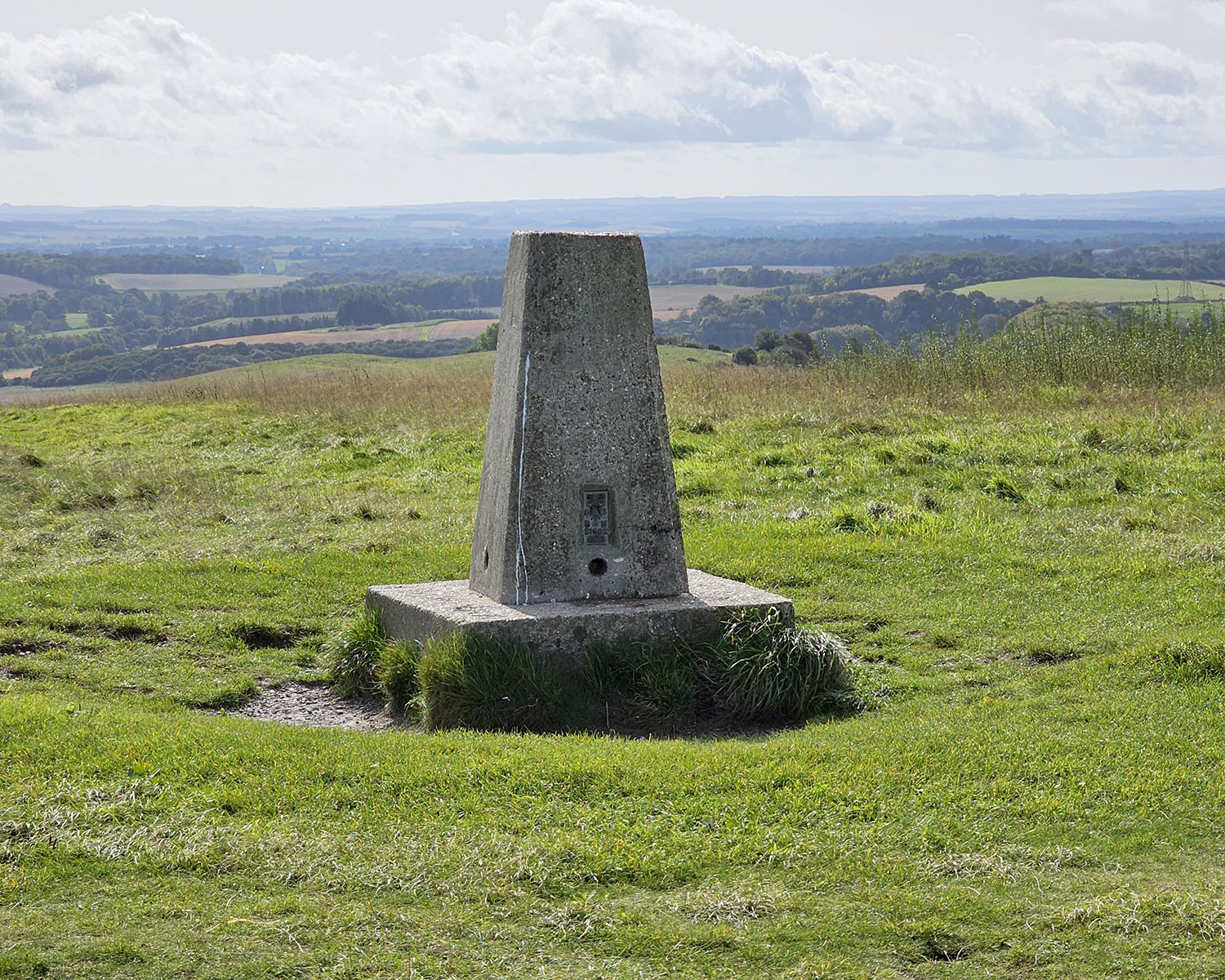 Beacon Hill, Highclere Castle